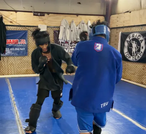 Integrated striking and grappling at Temple Underground